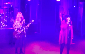 Nancy Wilson Surprises Audience with Live Appearance at Ann Wilson’s Show — Watch