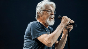 Bob Seger Surprises Patty Loveless at Country Music Hall of Fame Induction