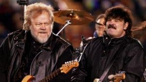 Ex-Members Of The Guess Who Sues Current Members