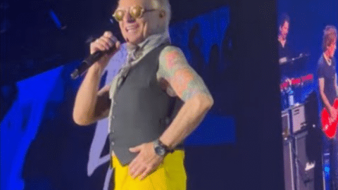 David Lee Roth Takes the Stage: A Lively Performance Amidst Vocal Challenges | Society Of Rock Videos