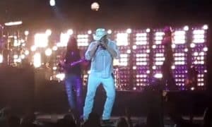 Watch Toby Keith Cover “Stranglehold” By Ted Nugent