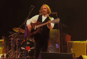 13 Rock Legends Who Went Broke