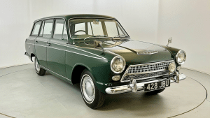 10 Beautiful Vintage Cars of the 60s