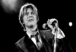 7 Intriguing Covers by David Bowie You Didn’t Know Existed