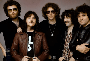 7 Classic Rock Riffs From 1976 Every Guitar Player Must Know