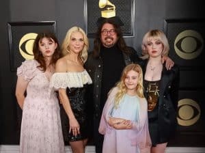 Dave Grohl’s Daughters Deactivate Social Media After Admitting To Cheating