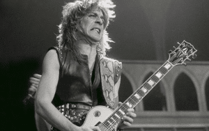 6 Best Rock Guitar Solos from the 80s That Are Still Incredible