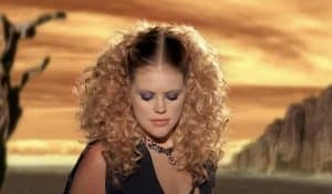 How Dixie Chick’s “Landslide” Cover Almost Derailed Fleetwood Mac