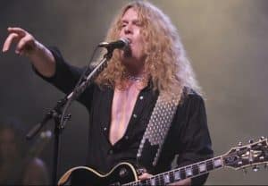 John Sykes, Guitarist for Thin Lizzy and Whitesnake, Dies at 65