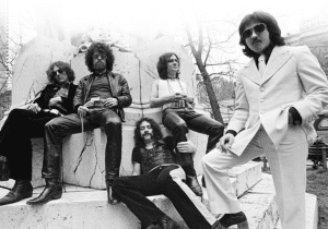 10 Songs from 1976 That Became FM Radio Staples