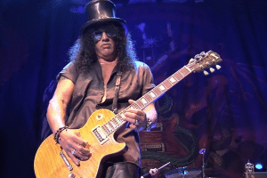 6 Guitar Solos Considered Legendary but Are Actually Pretty Mediocre