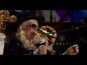 Watch Joni Mitchell Performs “Both Sides Now” For FireAid Concert