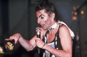 7 Classic Rock Bands That Tried to Go Glam in the 80s and Failed