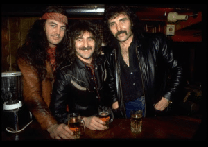 10 Rock Bands That Changed Singers and Lost Their Identity