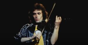 Hawkwind and David Bowie’s Sideman Simon House Passed Away At 76