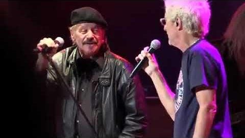 REO Speedwagon 157 Riverside Avenue Terry Luttrell and Kevin Cronin' Singing Together