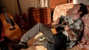 Critics Applaud the Honest, Thoughtful Approach of Springsteen Biopic ‘Deliver Me From Nowhere’