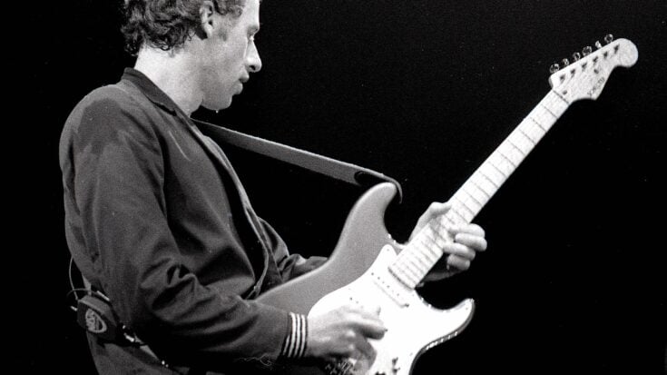 Mark Knopfler of Dire Straits live in Amsterdam 1981, at the Jaap Edenhal.