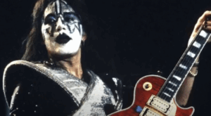 Vinnie Vincent Shares the Story of Meeting Ace Frehley for the First Time