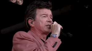 10 Awful ’80s Songs That Somehow Hit No. 1 10 Awful ’80s Songs That Somehow Hit No. 1