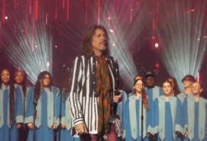 Watch Kelly Hansen Gets Emotional During His Final Show with Foreigner