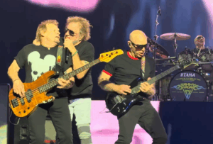 Sammy Hagar Set to Perform Van Halen Classics Live for the First Time in 30 Years