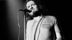 Joe cocker performing; 16th October 1980 National Stadium, Dublin Photo: Eddie Mallin