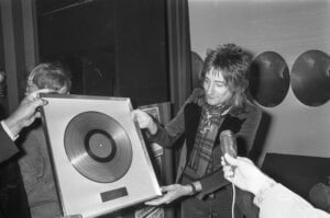 On This Day in 1976: Rod Stewart Tops the U.S. Charts for 8 Weeks with a Controversial Hit Banned by Radio Stations