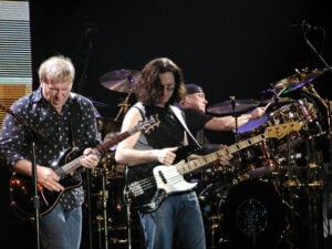 “We Were Torn”: Geddy Lee Opens Up About Neil Peart and Why Rush Is Reuniting