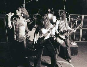 On This Day in 1978: Van Halen Release Their Explosive Debut Album — WATCH the First Known Live Recording of “Runnin’ With the Devil”