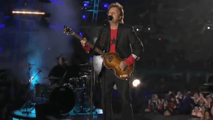 Full performance of the Super Bowl Halftime Show held on February 6, 2005, at Alltel Stadium in Jacksonville, Florida. The guest artist was Paul McCartney.