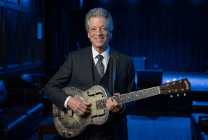 John Hammond, Grammy-Winning Blues Guitarist Who Carried Tradition Into the Modern Era, Dies at 83