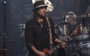 Motörhead Guitar Legend Phil Campbell Dies at 64