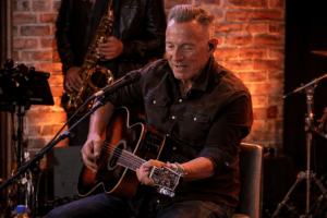 Bruce Springsteen Pays Tribute in a Powerful Way
