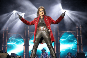 Alice Cooper Kicks Off His Big 2026 Tour