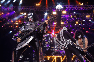 Paul Stanley Teases KISS Avatar Show Experience