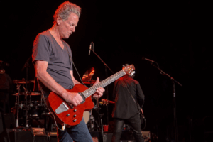 Lindsey Buckingham’s Frightening Moment That Shocked Fans