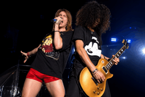 Guns N’ Roses Bring Back “Black Leather” Live