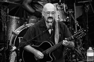Rock Legend Dave Mason Dies