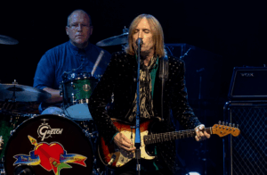 13 Surprising Stars With No Number One Hit