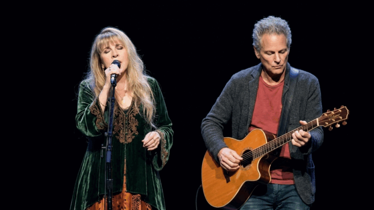 Stevie Nicks and Lindsey Buckingham performing together