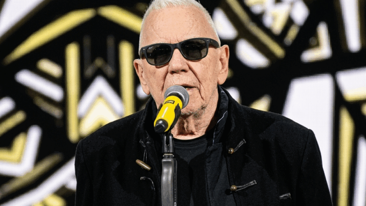 Eric Burbon performing House of the Rising Sun at 84