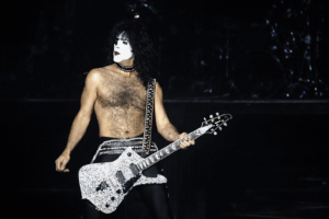 Paul Stanley Surprises Fans With Live Performance at KISS Event