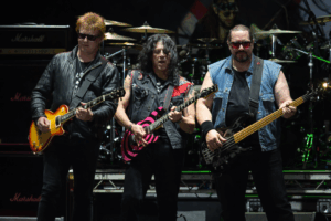 Fans Excited as Twisted Sister Reveals Tour Plans